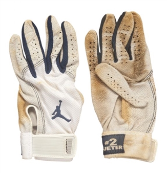 2009 Derek Jeter Game Worn Batting Gloves